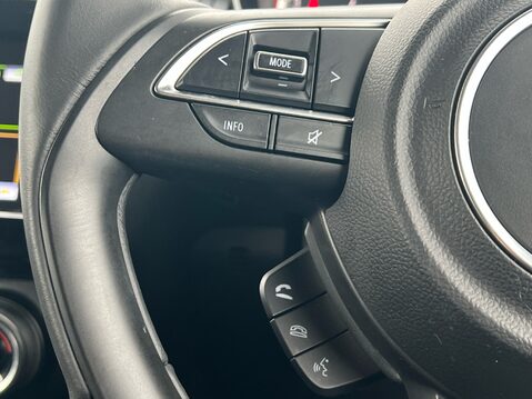 Suzuki Swift SZ5 DUALJET MHEV 27