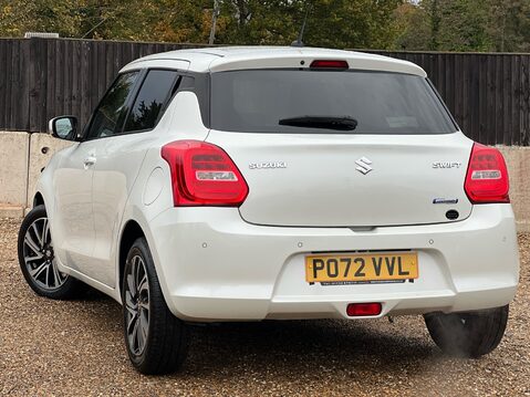 Suzuki Swift SZ5 DUALJET MHEV 2