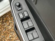 Suzuki Swift SZ5 DUALJET MHEV 31