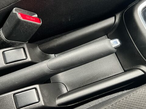 Suzuki Swift SZ5 DUALJET MHEV 26