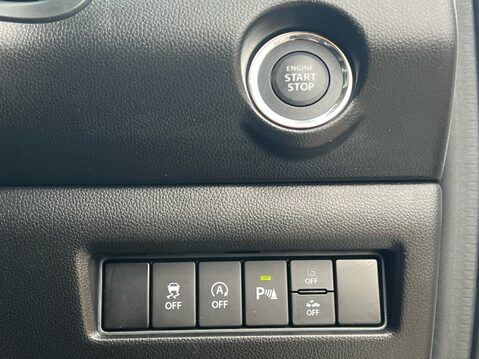 Suzuki Swift SZ5 DUALJET MHEV 29