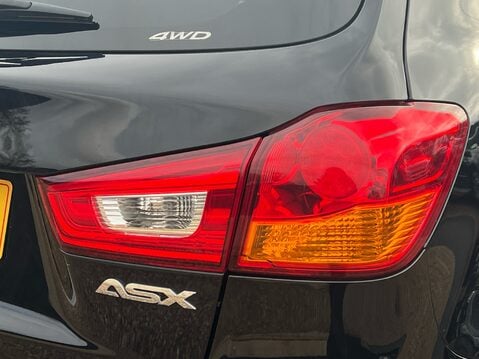 Mitsubishi Asx DI-D 4 15