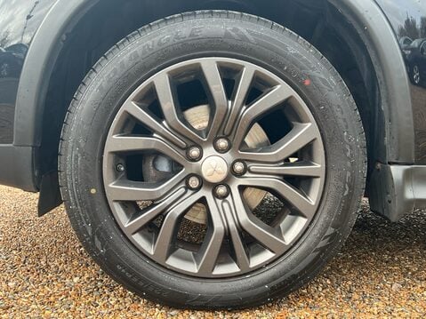 Mitsubishi Asx DI-D 4 4