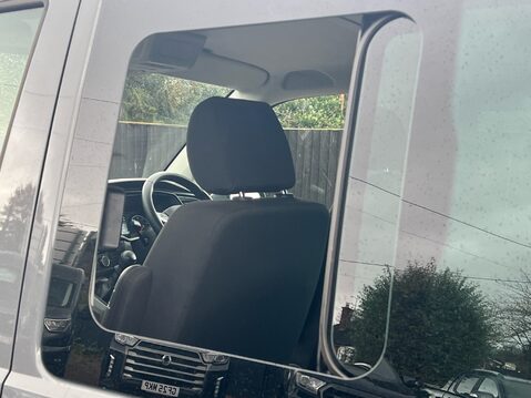 Volkswagen Transporter T30 TDI KOMBI HIGHLINE 34