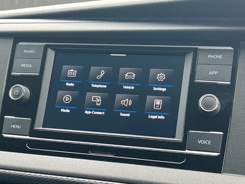 Volkswagen Transporter T30 TDI KOMBI HIGHLINE 18