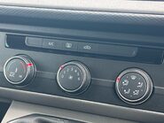 Volkswagen Transporter T30 TDI KOMBI HIGHLINE 24