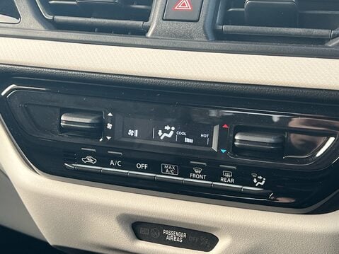 Suzuki Swift MOTION 23