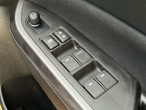 Suzuki Vitara SZ-T BOOSTERJET MHEV 31