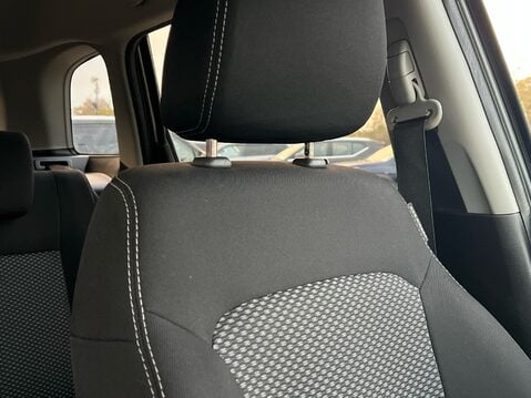 Suzuki Vitara SZ-T BOOSTERJET MHEV 37