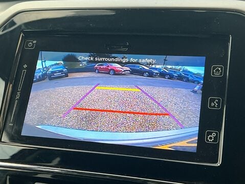 Suzuki Vitara SZ-T BOOSTERJET MHEV 23