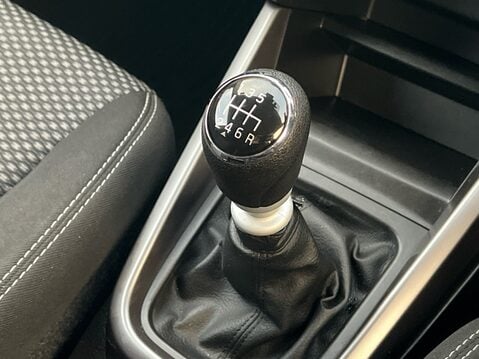 Suzuki Vitara SZ-T BOOSTERJET MHEV 25