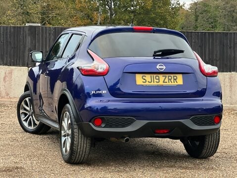 Nissan Juke TEKNA XTRONIC 2