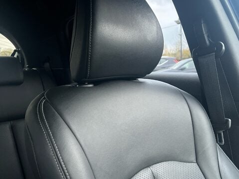 Nissan Juke TEKNA XTRONIC 34