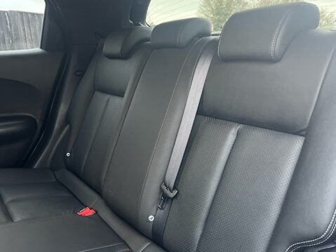 Nissan Juke TEKNA XTRONIC 9