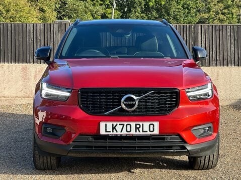 Volvo XC40 B4 R-DESIGN PRO MHEV 7
