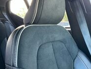 Volvo XC40 B4 R-DESIGN PRO MHEV 35