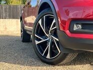 Volvo XC40 B4 R-DESIGN PRO MHEV 13