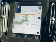 Volvo XC40 B4 R-DESIGN PRO MHEV 19