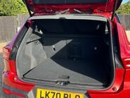 Volvo XC40 B4 R-DESIGN PRO MHEV 31