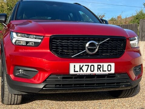 Volvo XC40 B4 R-DESIGN PRO MHEV 16