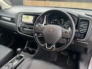 Mitsubishi Outlander DI-D GX 4 28