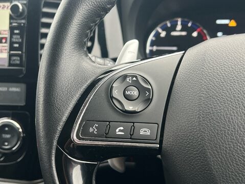 Mitsubishi Outlander DI-D GX 4 25