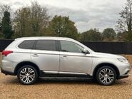 Mitsubishi Outlander DI-D GX 4 5