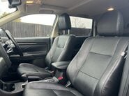 Mitsubishi Outlander DI-D GX 4 3