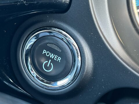 Mitsubishi Outlander PHEV DYNAMIC SAFETY 30