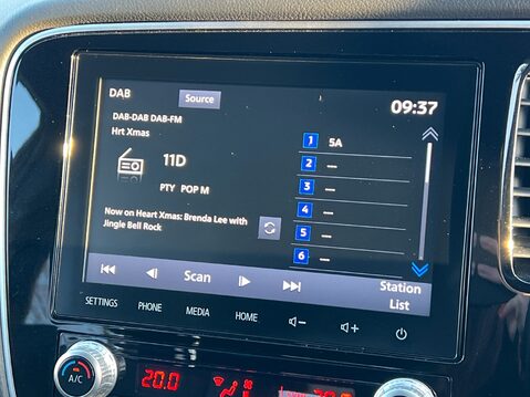 Mitsubishi Outlander PHEV DYNAMIC SAFETY 20