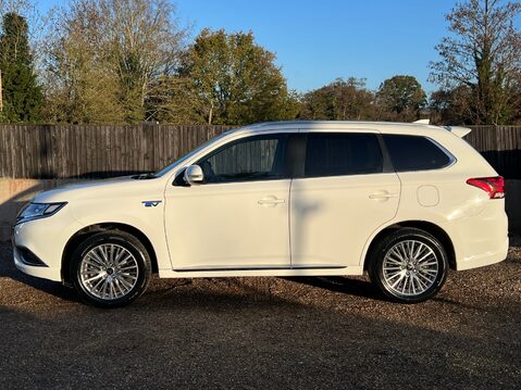 Mitsubishi Outlander PHEV DYNAMIC SAFETY 6