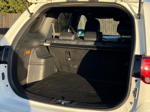 Mitsubishi Outlander PHEV DYNAMIC SAFETY 37