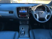 Mitsubishi Outlander PHEV DYNAMIC SAFETY 10