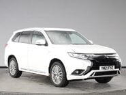 Mitsubishi Outlander PHEV DYNAMIC SAFETY 1