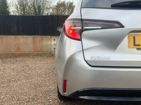 Suzuki Swace SZ-T 14