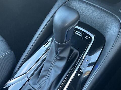 Toyota Corolla ICON 25