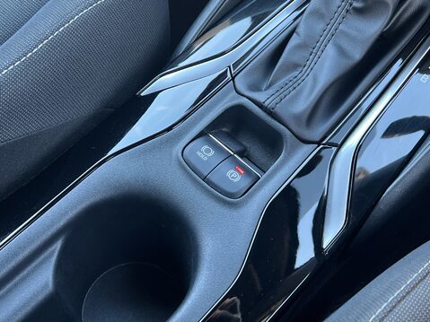 Toyota Corolla ICON 26