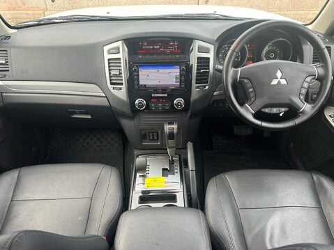 Mitsubishi Shogun DI-D SG3 10