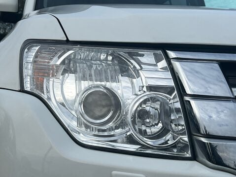 Mitsubishi Shogun DI-D SG3 14