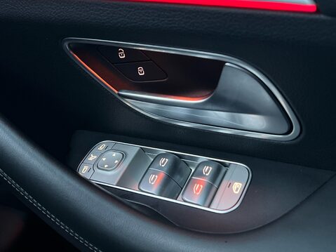 Mercedes-Benz GLE GLE 300 D 4MATIC AMG LINE PREMIUM 29