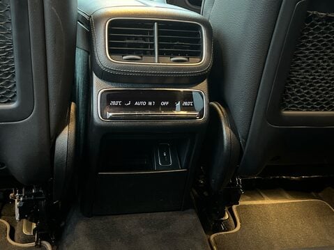 Mercedes-Benz GLE GLE 300 D 4MATIC AMG LINE PREMIUM 37