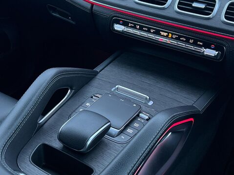 Mercedes-Benz GLE GLE 300 D 4MATIC AMG LINE PREMIUM 21