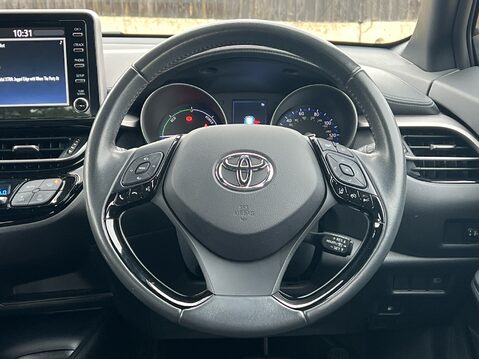 Toyota C-HR ICON 31