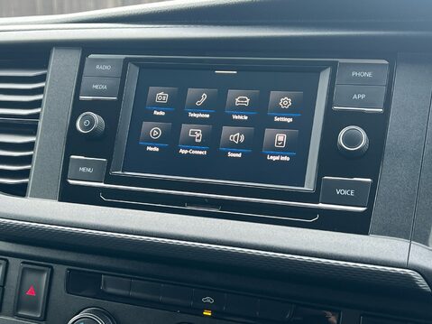 Volkswagen Transporter T28 TDI P/V STARTLINE 13