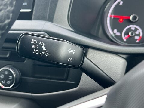 Volkswagen Transporter T28 TDI P/V STARTLINE 25