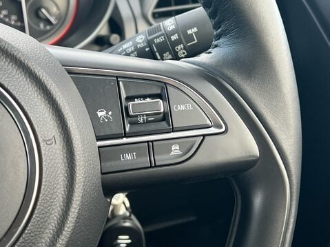 Suzuki Swift SZ-L DUALJET MHEV 27