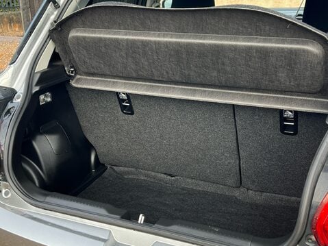 Suzuki Swift SZ-L DUALJET MHEV 32