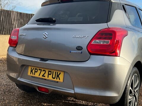 Suzuki Swift SZ-L DUALJET MHEV 17