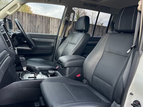 Mitsubishi Shogun DI-D SG3 3