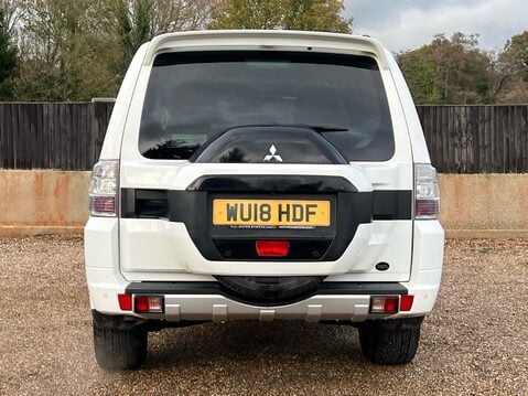 Mitsubishi Shogun DI-D SG3 8